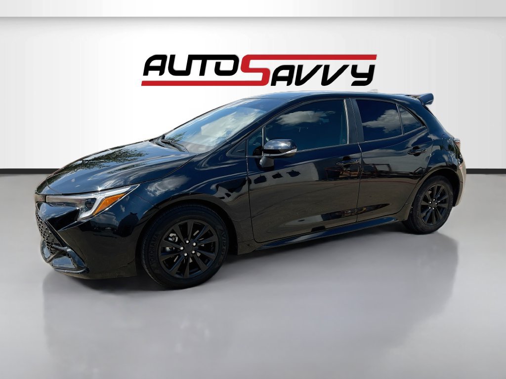 Used 2026 Toyota Corolla SE FWD image 3
