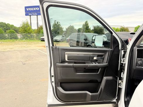 Used 2014 RAM 1500 Sport w/ Sport Premium Group AWD/4WD image 16