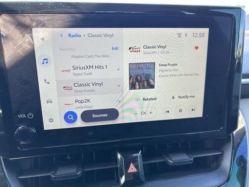 Used 2025 Toyota Corolla LE image 10