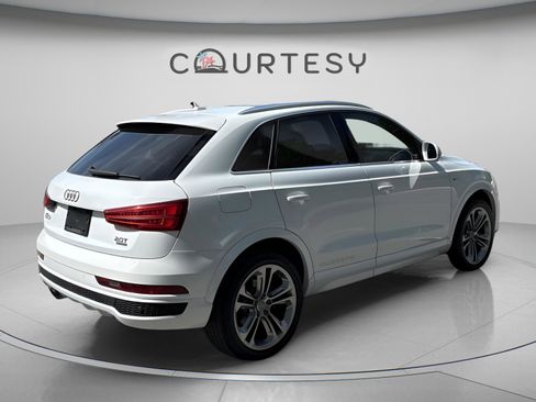 Used 2016 Audi Q3 2.0T Prestige w/ Prestige Package AWD/4WD image 7