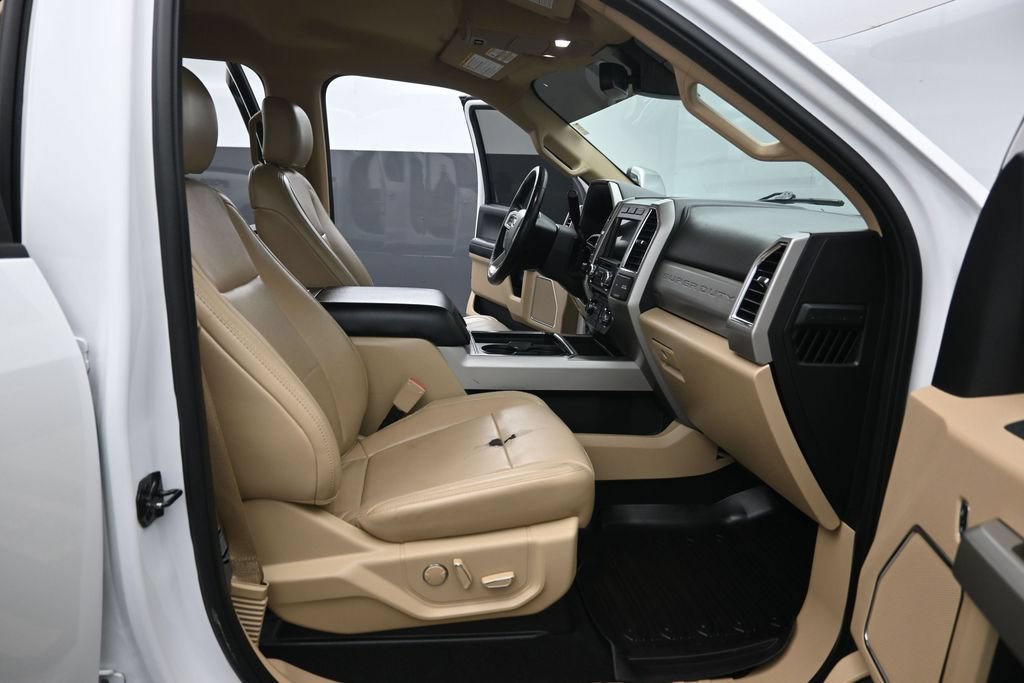 Used 2018 Ford F250 Lariat w/ Lariat Ultimate Package AWD/4WD image 30