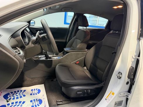 Used 2024 Chevrolet Malibu LT image 13