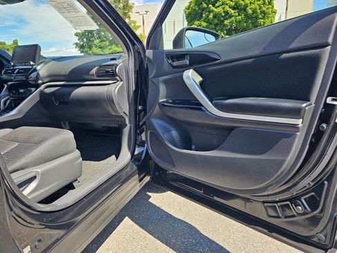 Used 2023 Mitsubishi Eclipse Cross LE AWD/4WD image 12
