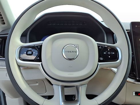 New 2026 Volvo XC90 B6 Ultra image 16