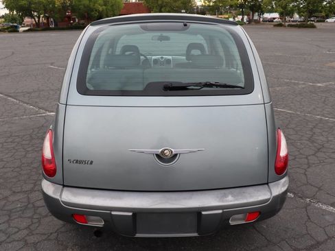 Used 2009 Chrysler PT Cruiser FWD image 7