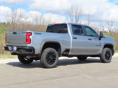 New 2026 Chevrolet Silverado 3500 LT w/ Trail Boss Package