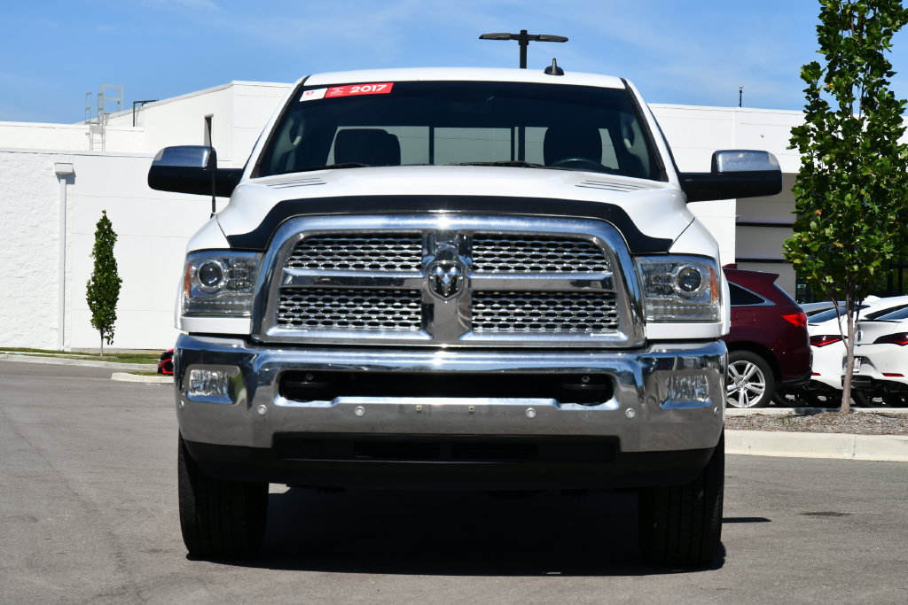 Used 2017 RAM 2500 Laramie AWD/4WD image 2