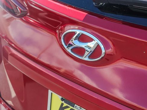 Used 2021 Hyundai Kona SEL FWD image 11