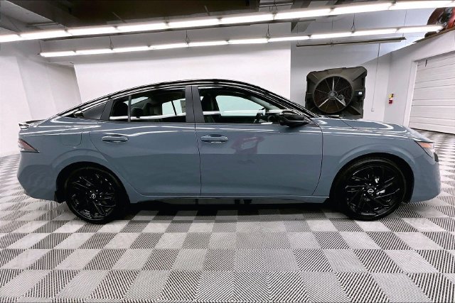 New 2027 Nissan Sentra SR w/ SR Premium Package FWD image 19