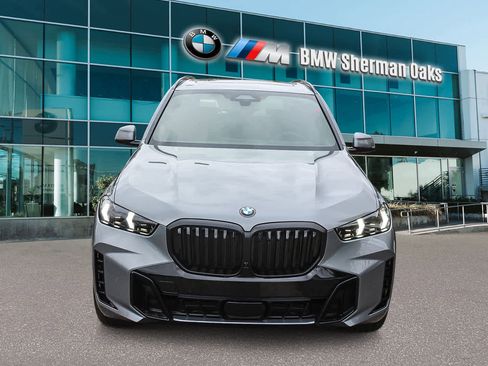 New 2026 BMW X5 xDrive40i w/ M Sport Package image 2