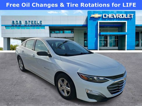 Used 2023 Chevrolet Malibu LS image 1