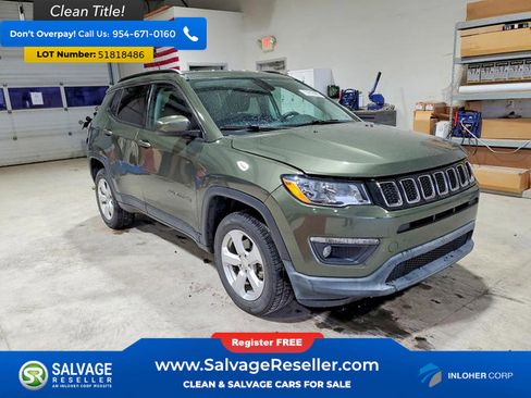 Used 2018 Jeep Compass Latitude w/ Popular Equipment Group AWD/4WD image 5