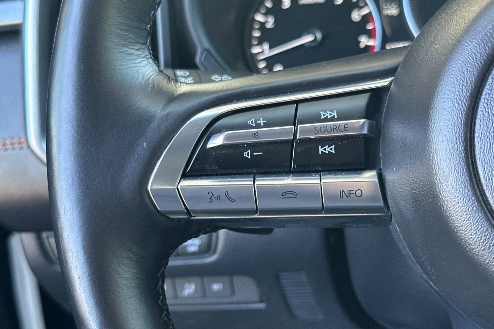 Used 2023 MAZDA CX-50 AWD 2.5 Turbo w/ Cargo Package image 29
