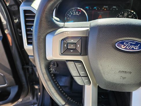 Used 2020 Ford F150 Lariat AWD/4WD image 17