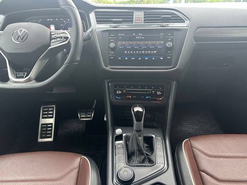 Used 2024 Volkswagen Tiguan SEL R-Line AWD/4WD image 18