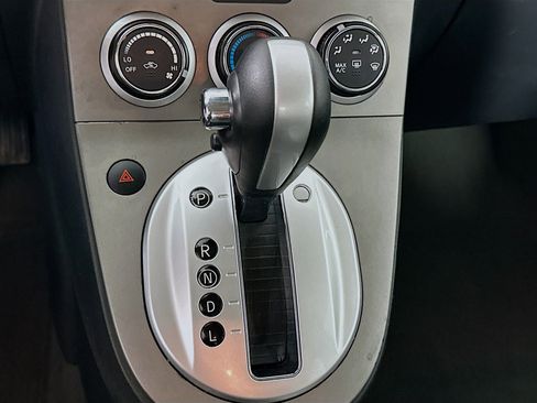 Used 2012 Nissan Sentra 2.0 SR w/ Special Edition Pkg image 22