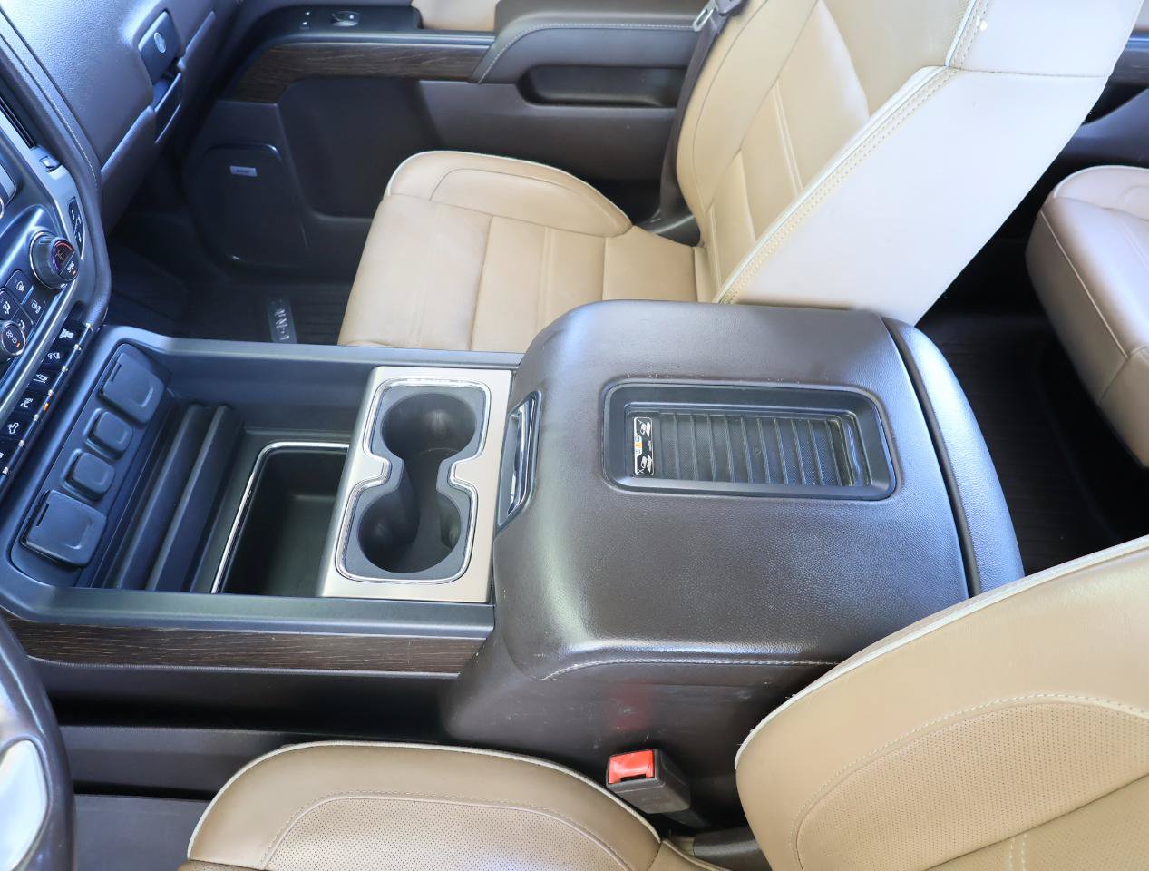 Used 2019 GMC Sierra 2500 Denali w/ Duramax Plus Package AWD/4WD image 42