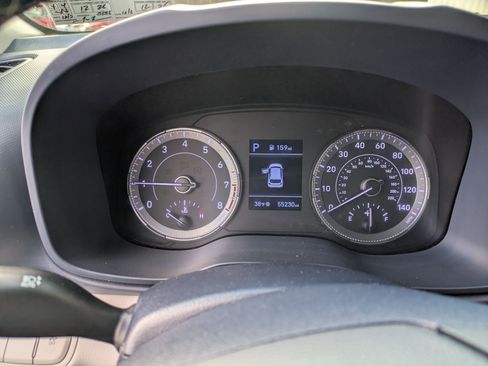 Certified 2021 Hyundai Venue image 15