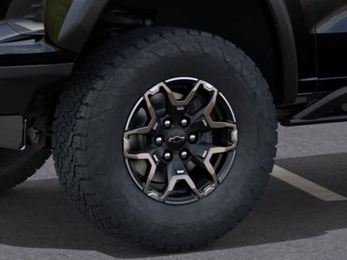 New 2026 Chevrolet Colorado ZR2 AWD/4WD image 9