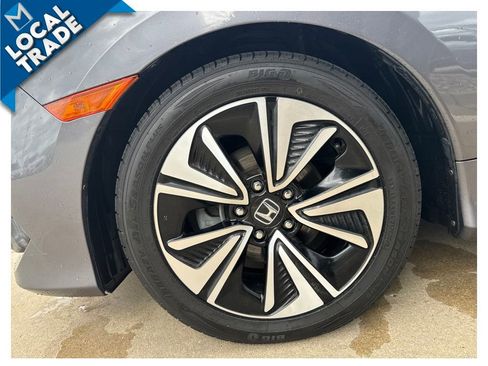Used 2016 Honda Civic EX-T image 9