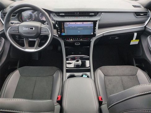 New 2026 Jeep Grand Cherokee L Laredo image 48