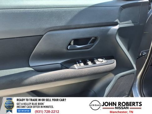 Certified 2025 Nissan Kicks S FWD image 27