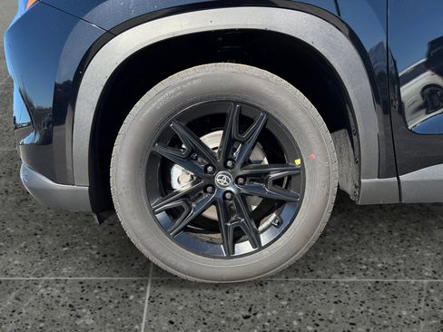 New 2026 Toyota Grand Highlander AWD image 10