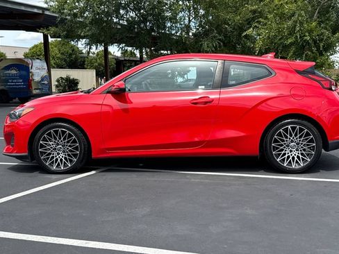 Used 2019 Hyundai Veloster 2.0 FWD image 14