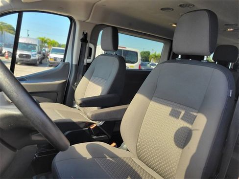 Used 2023 Ford Transit 350 XLT image 18