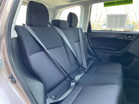 Used 2015 Subaru Forester 2.5i Premium image 32