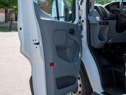 Used 2018 Ford Transit 350 XL RWD image 6
