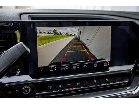 Used 2024 Chevrolet Silverado 2500 High Country w/ High Country Premium Package image 40