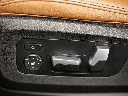 Used 2022 BMW X5 xDrive40i w/ M Sport Package image 22