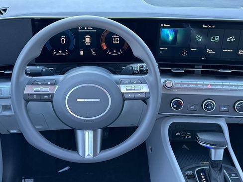 New 2026 Hyundai Kona SE image 14