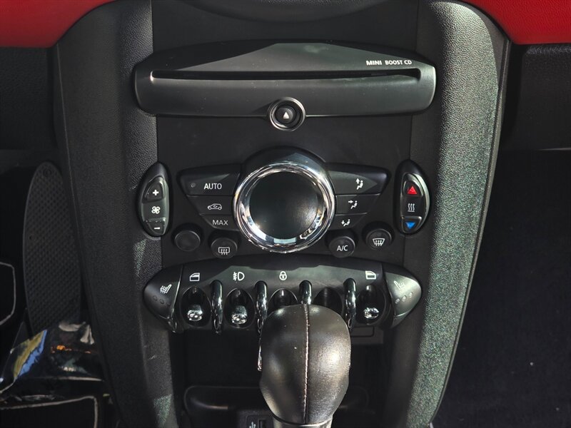 Used 2013 MINI Cooper Hardtop w/ Premium Pkg 2 FWD image 38