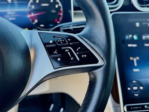 Used 2023 Mercedes-Benz C 300 Sedan image 25