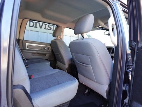 Used 2018 RAM 1500 Lone Star RWD image 27