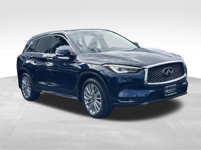 Certified 2023 INFINITI QX50 Luxe AWD/4WD image 3