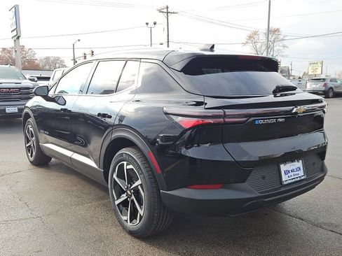New 2026 Chevrolet Equinox EV LT image 9