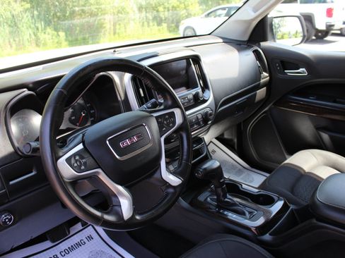 Used 2015 GMC Canyon SLE w/ SLE Convenience Package RWD image 18