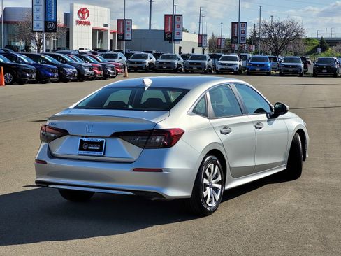 Certified 2026 Honda Civic LX image 5