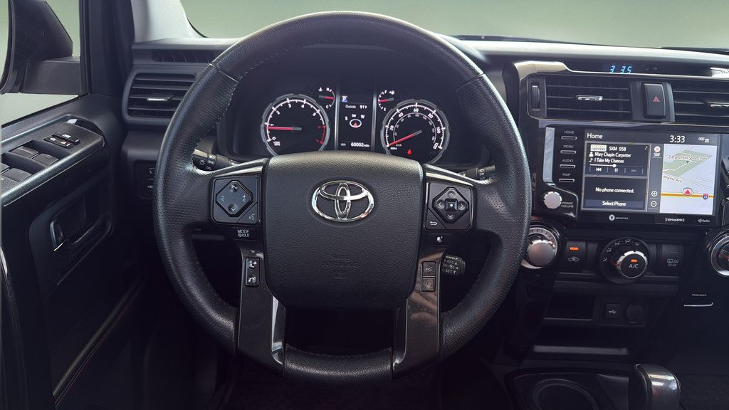 Used 2020 Toyota 4Runner Venture w/ Moonroof Package AWD/4WD image 9