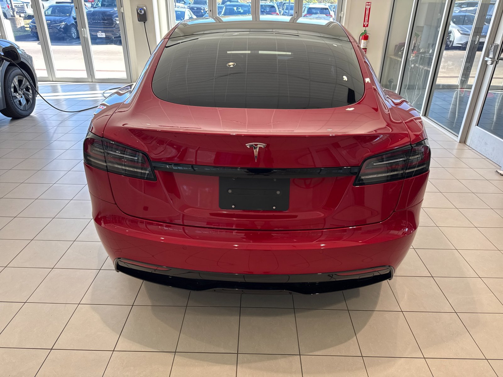 Used 2023 Tesla Model S Standard Range AWD/4WD image 2