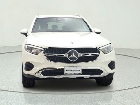 Certified 2026 Mercedes-Benz GLC 300 image 2