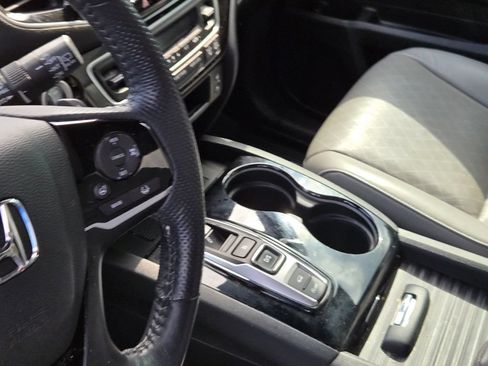 Used 2022 Honda Passport Elite image 9
