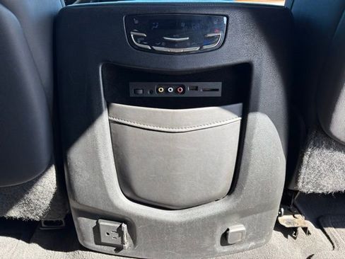 Used 2016 Cadillac Escalade Luxury image 20