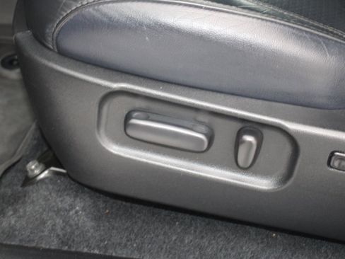 Used 2021 Toyota Tacoma TRD Sport w/ TRD Premium Sport Package image 15