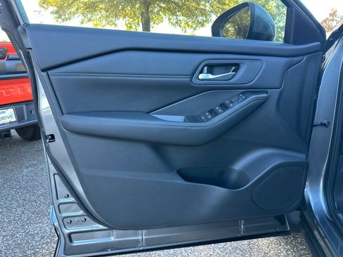 New 2026 Nissan Rogue SV w/ SV Premium Package image 10