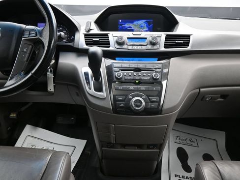 Used 2012 Honda Odyssey Touring image 17