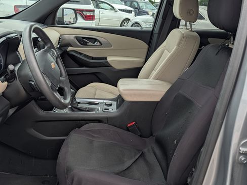 Used 2024 Chevrolet Traverse LS w/ Safety Package AWD/4WD image 6